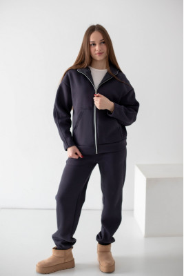 Костюм жіночий